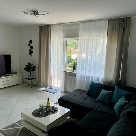 Traumhafte Kurstadt Apartment Moderne 2Zkb Balkon Pkw Stellplatz Бад Наухайм Екстериор снимка