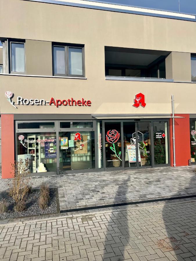 Traumhafte Kurstadt Apartment Moderne 2Zkb Balkon Pkw Stellplatz Бад Наухайм Екстериор снимка